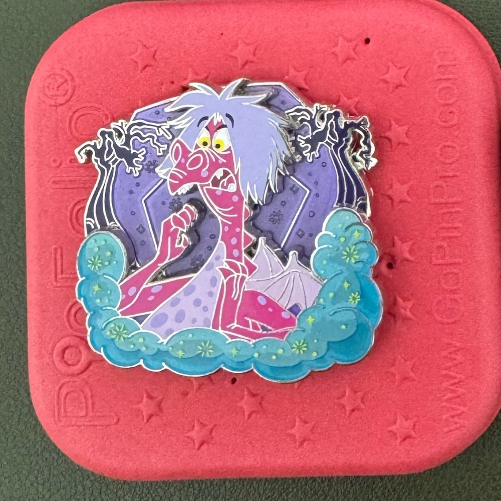 Madam Mim 2018 LE 500 Disney Park Pack Pin